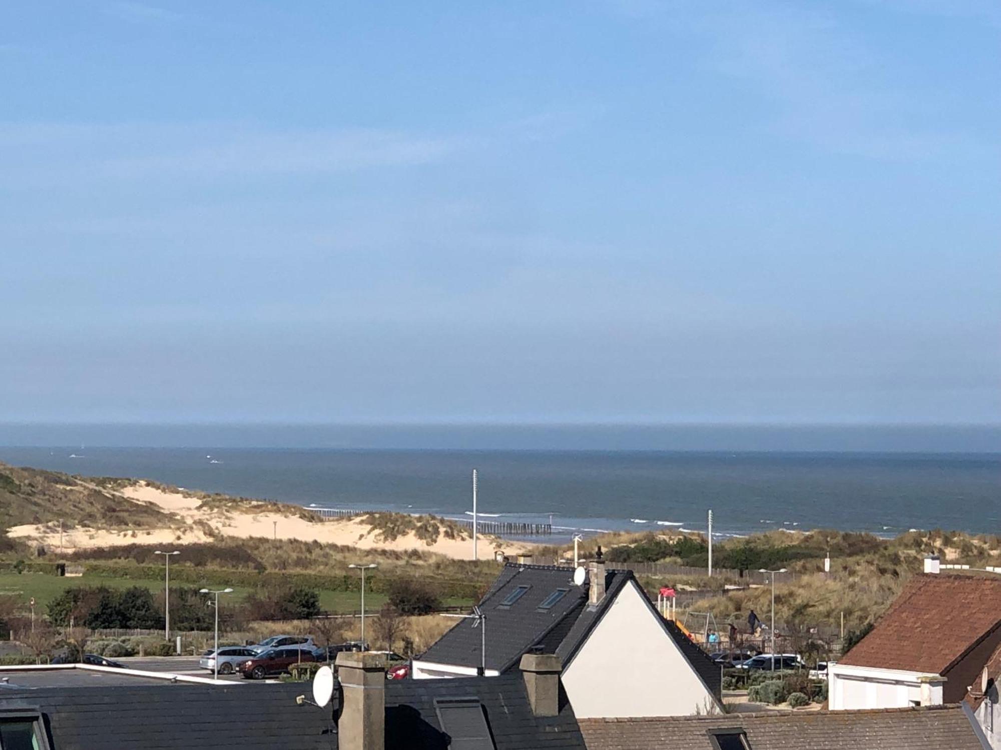 Le Bord De Mer Calais Esterno foto